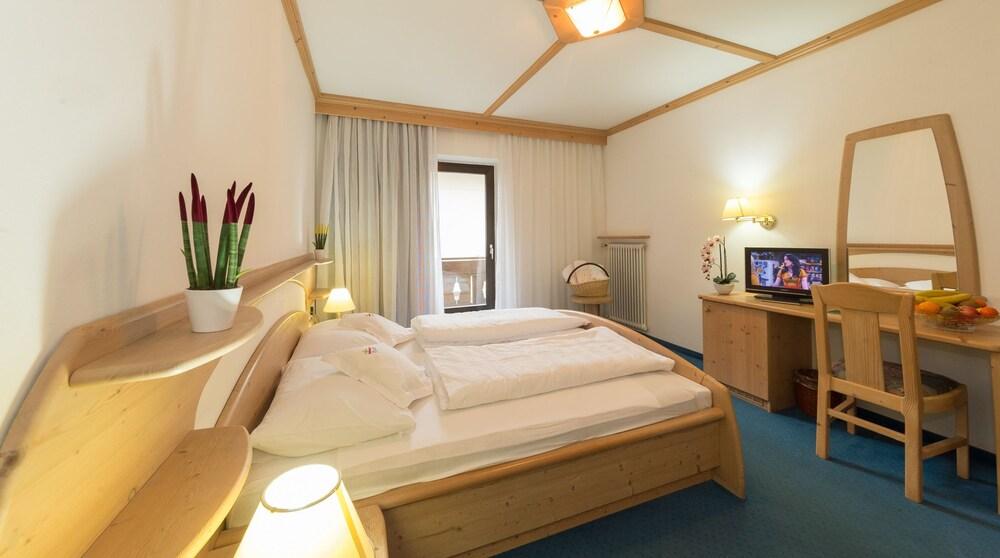Hotel Hellweger كامبو توريس المظهر الخارجي الصورة