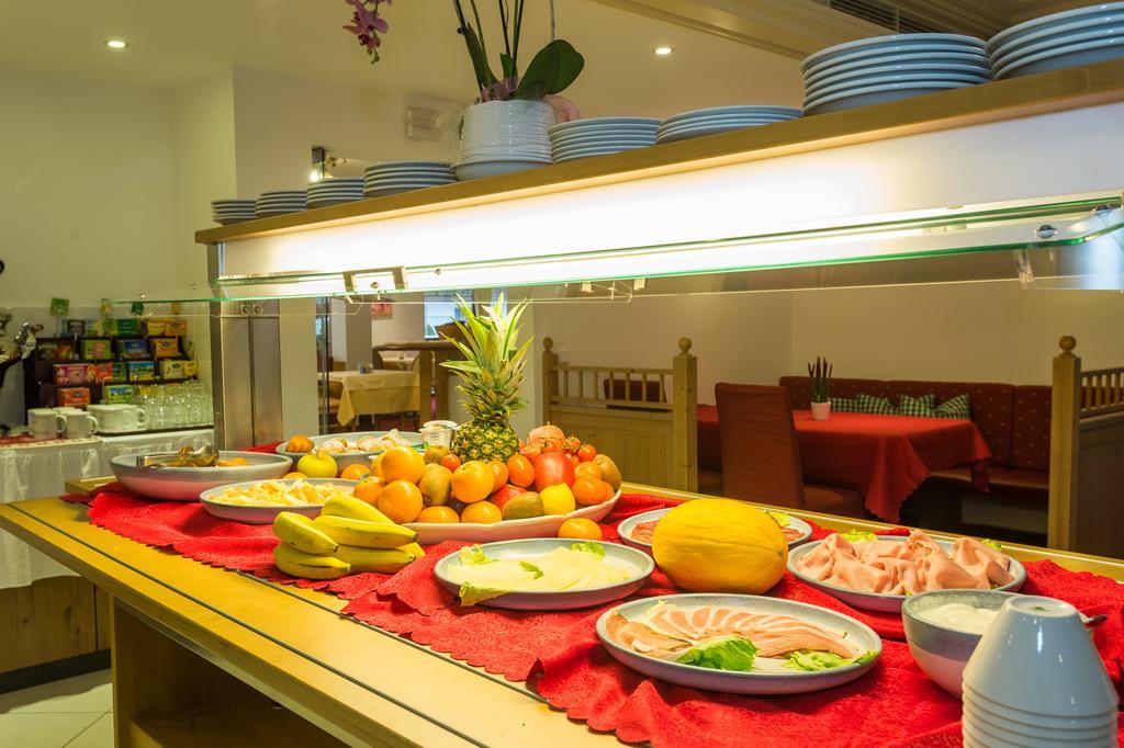 Hotel Hellweger كامبو توريس المظهر الخارجي الصورة